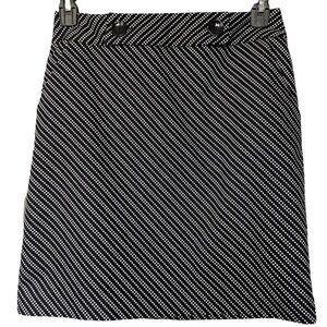 Worthington Black White Diamond Print Straight Pencil Skirt. Size 4